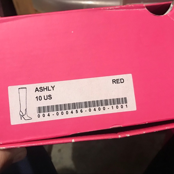 Over the knee Red Velvet boots - Picture 2 of 5